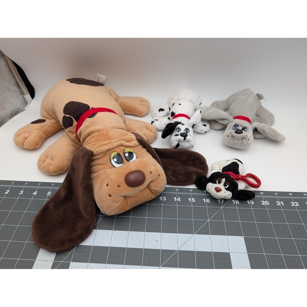 Hasbro Pound Puppies Dog‎ Plush Lot of 4 Basic Fun Mini Clip On Stuffed Animal